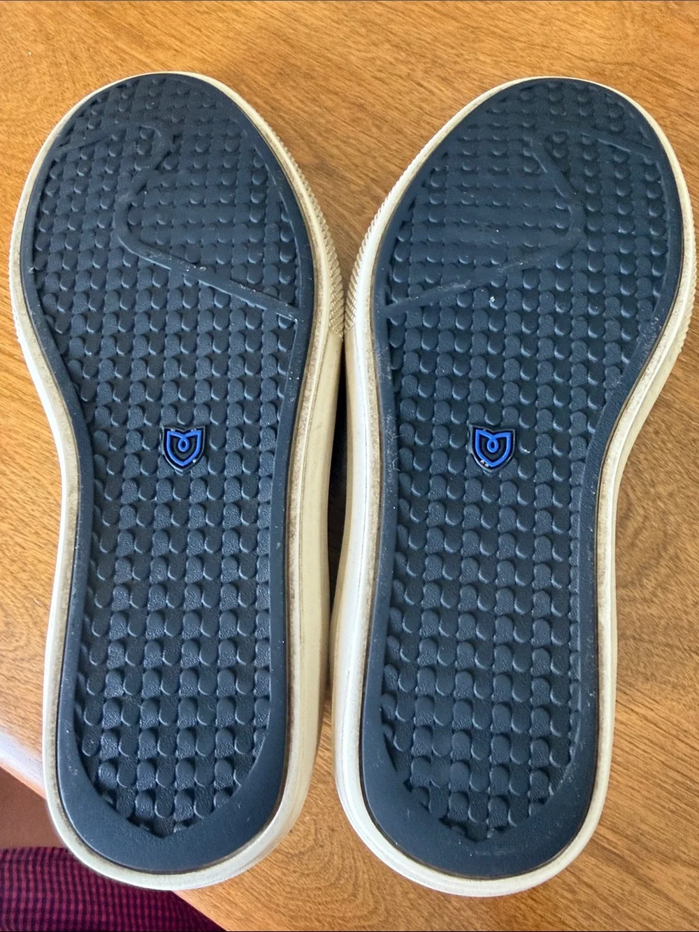 Rothys gently used